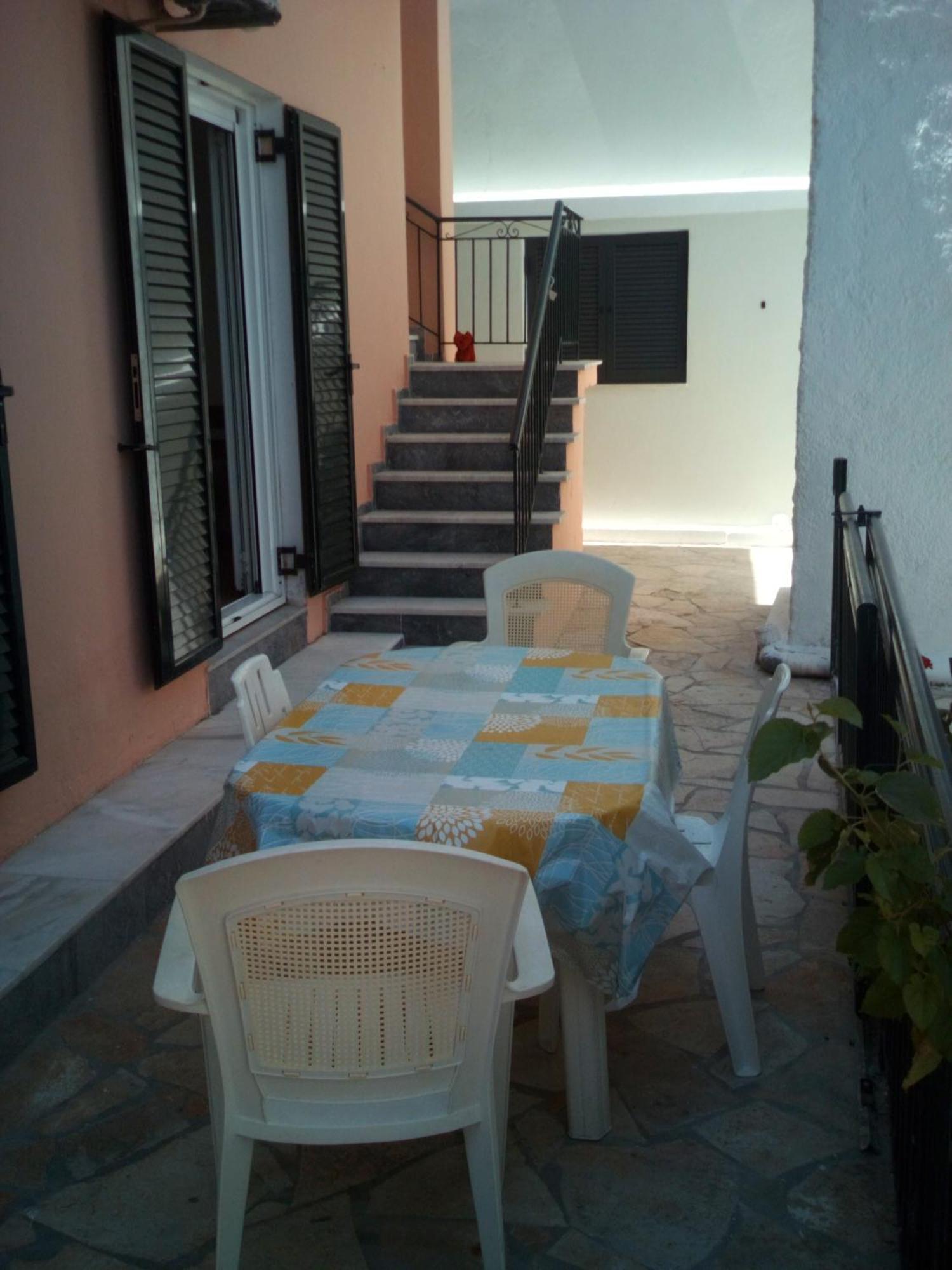 Georgia Beach Apartments Mesongí Exterior foto